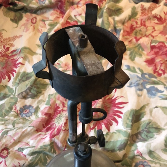 ANTIQUE 20-30’s COLEMAN Lamp Co Wichita Kansas USA Silver Fuel Base Vessel RARE - Picture 11 of 16